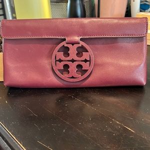 Tory Burch Red clutch